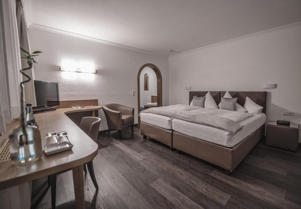 Hotel Maria Theresia Майрхофен Экстерьер фото